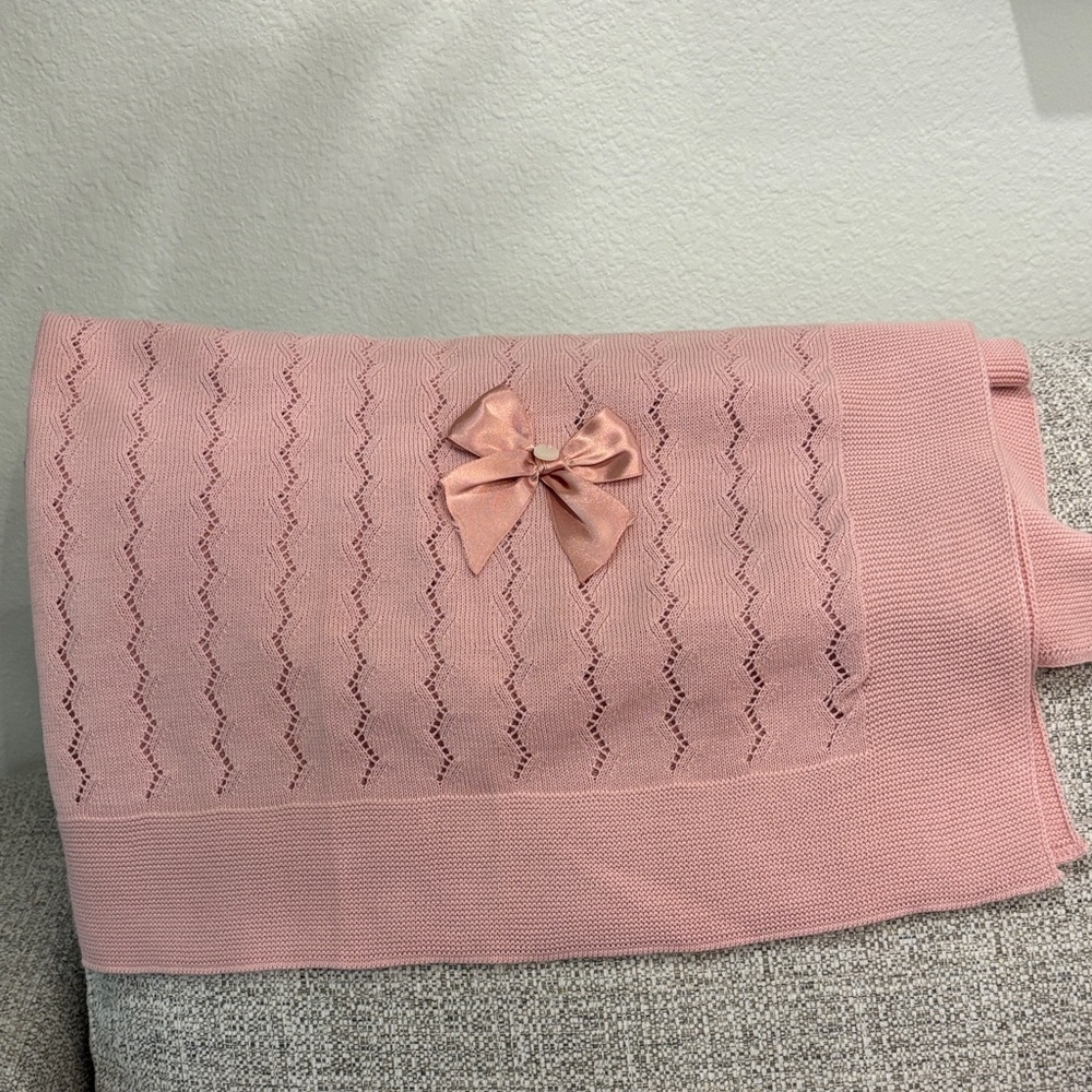 Elegant Pink blanket Valentina bebés Spanish brand